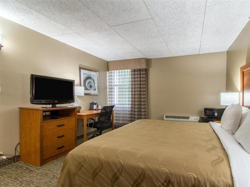 Econo Lodge Wickliffe - Cleveland East Eksteriør billede